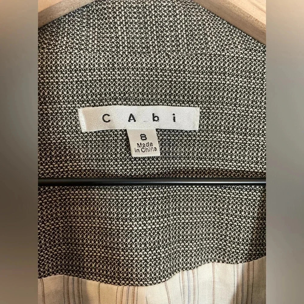 CAbi Tweed Suit:Jacket (Sz 8)&Pants (Sz 6) Gray Crop Ruched Sleeve Blazer Career - Picture 5 of 16